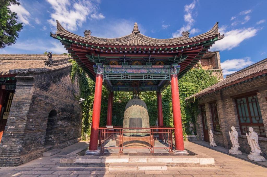 Madison Xi'An Giant Wild Goose Pagoda Hotel Exterior photo