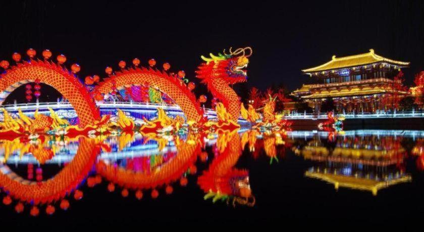 Madison Xi'An Giant Wild Goose Pagoda Hotel Exterior photo